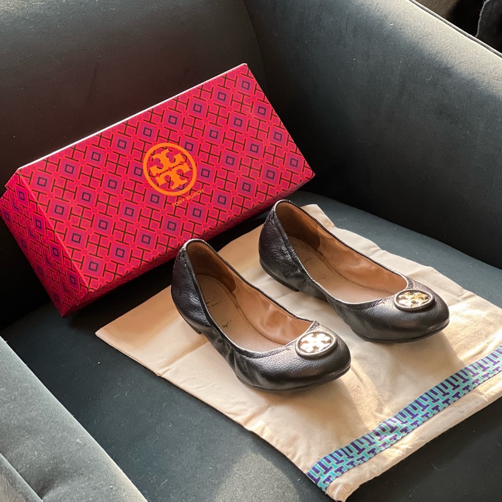 Tory Burch Black Leather Flats